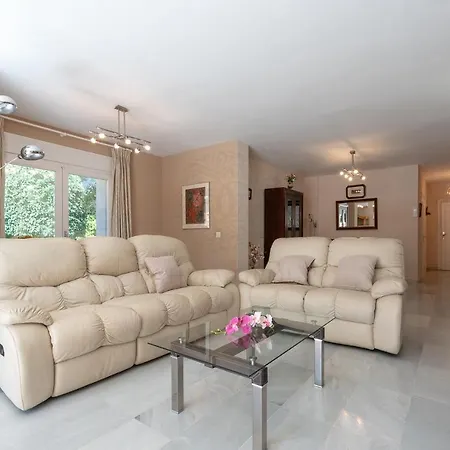 Belgravia House Holiday home *